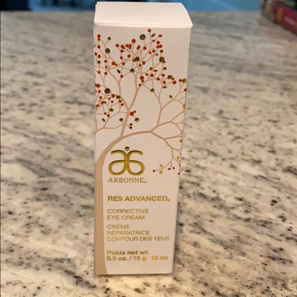 Arbonne RE9 Corrective Eye Cream